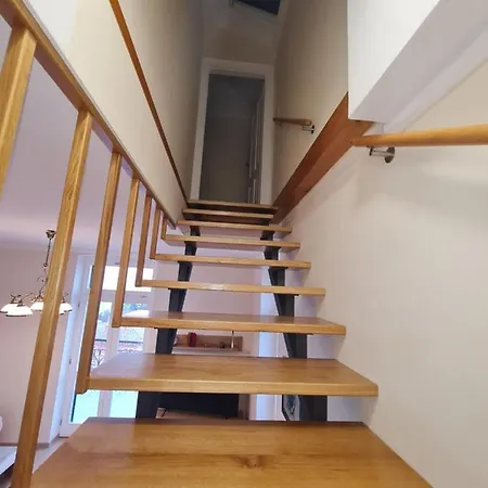 Jure - Vlasta Apartman *